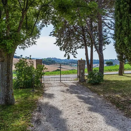 4 Bedroom Beautiful In Vakantiehuis