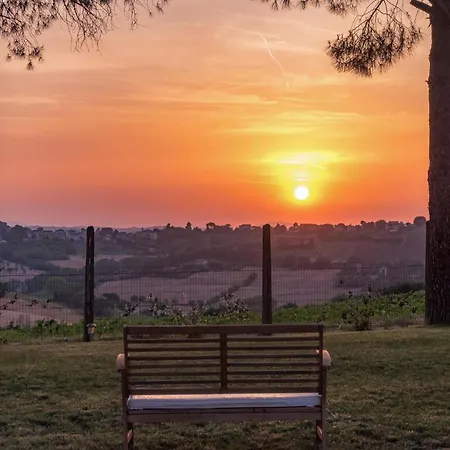 4 Bedroom Beautiful In بيت للعطل