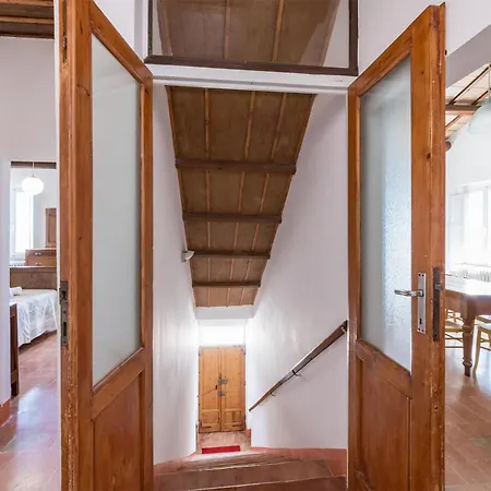 4 Bedroom Beautiful In